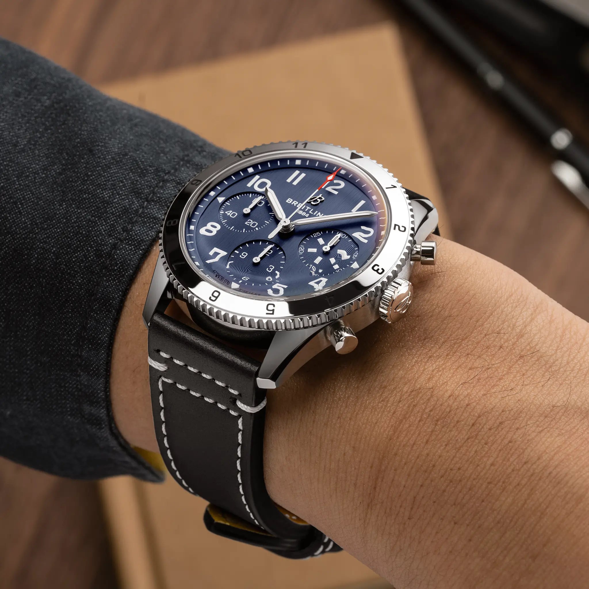 Breitling A233801A1C1X1 Watch - F4U Watch Japan Official (Image 5)