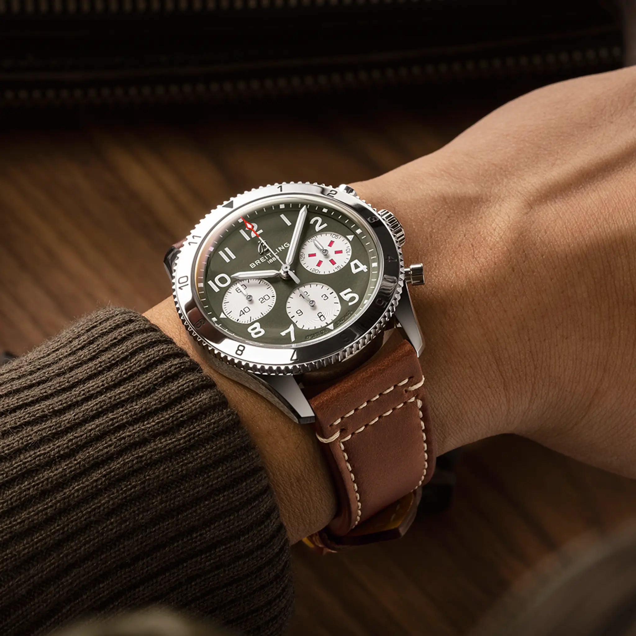 Breitling A233802A1L1X1 Watch - Watch Japan Official (Image 5)