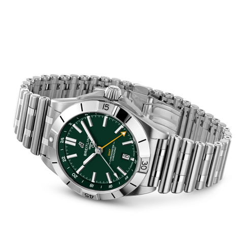 Breitling A32398A41L1A1 Watch - GMT 40 NFL Watch Japan Official (Image 3)