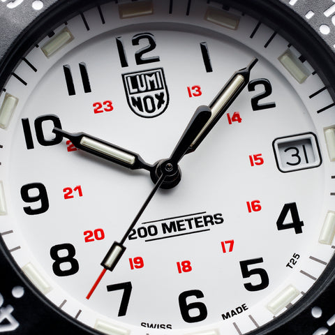 Luminox 3007.EVO.S Watch - ORIGINAL NAVY SEAL 3000 EVO SERIES Ref. (Image 4)