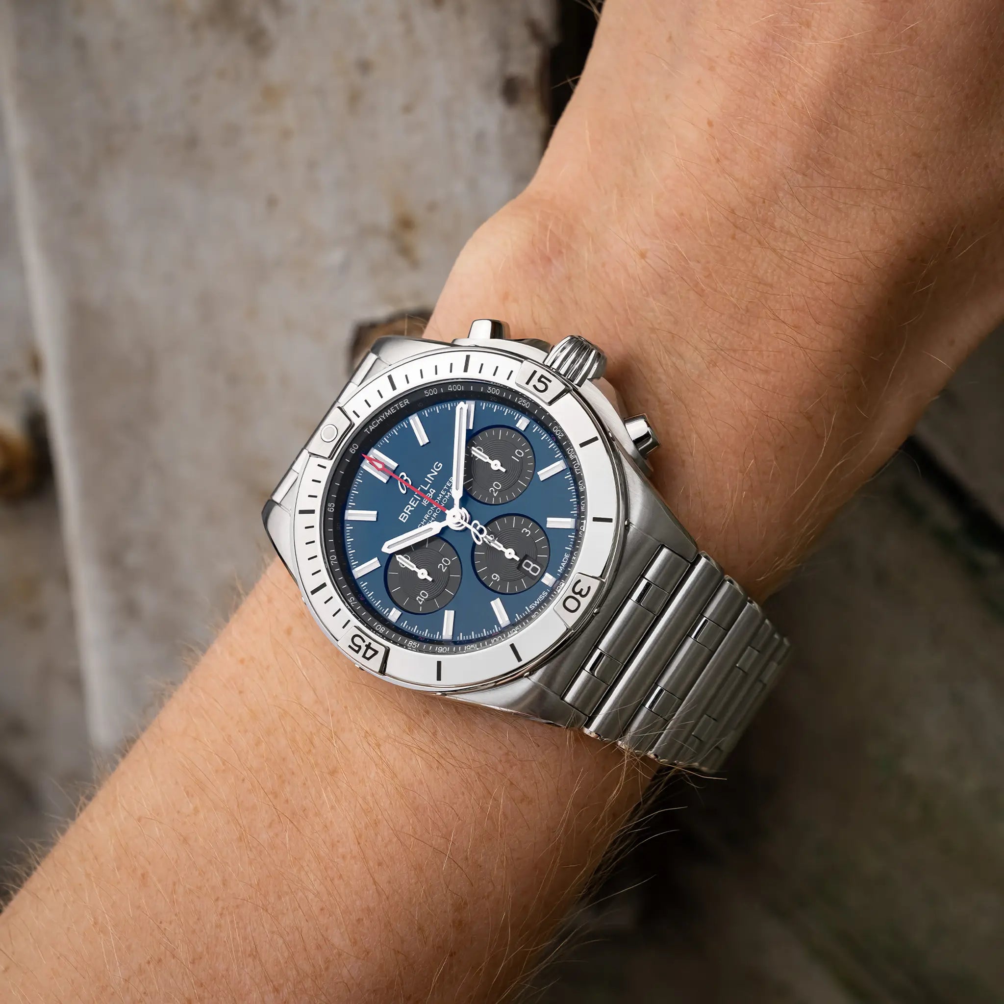 Breitling AB0134101C1A1 Watch - B01 42 Watch Japan Official (Image 5)
