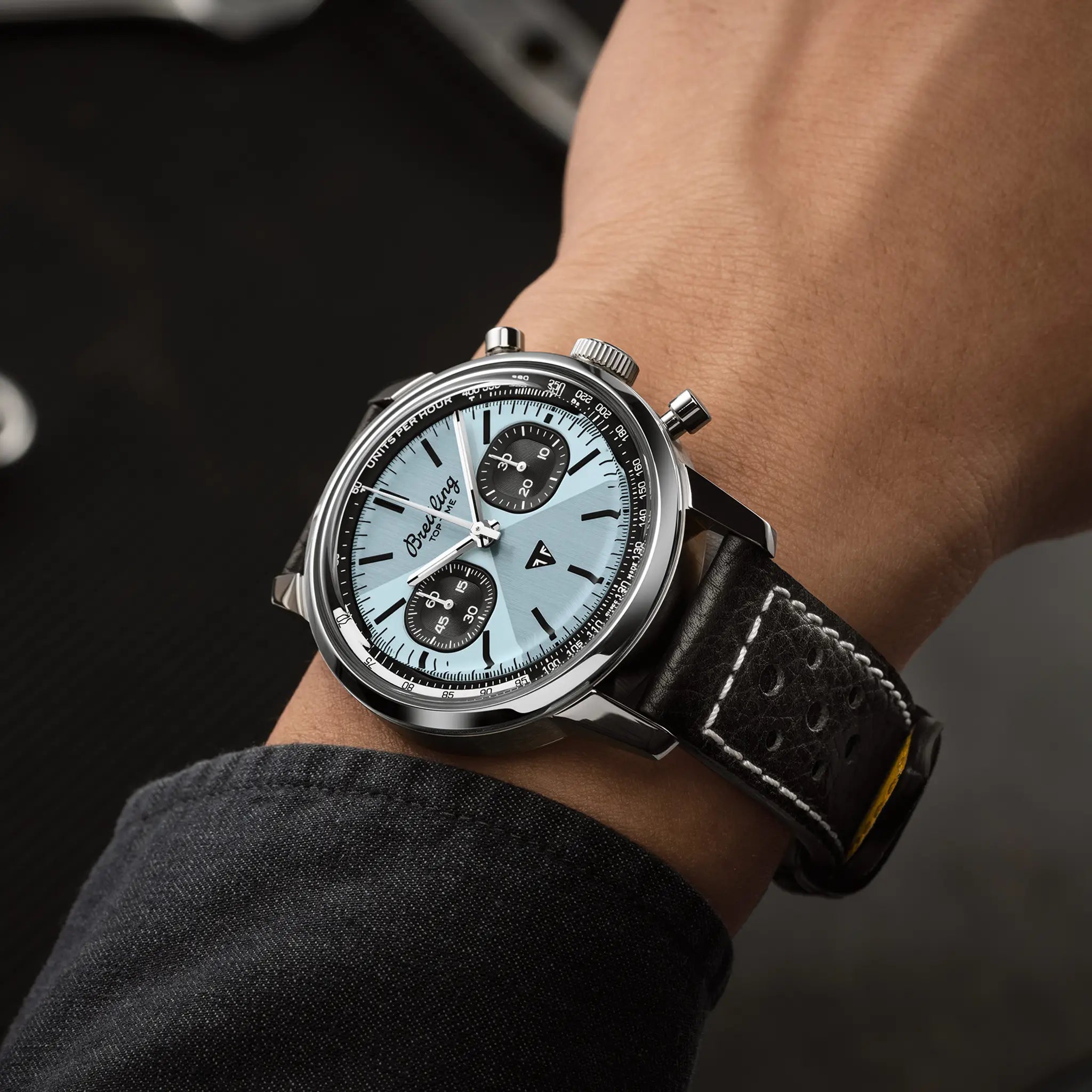 Breitling AB01764A1C1X1 Watch - B01 Watch Japan Official (Image 5)