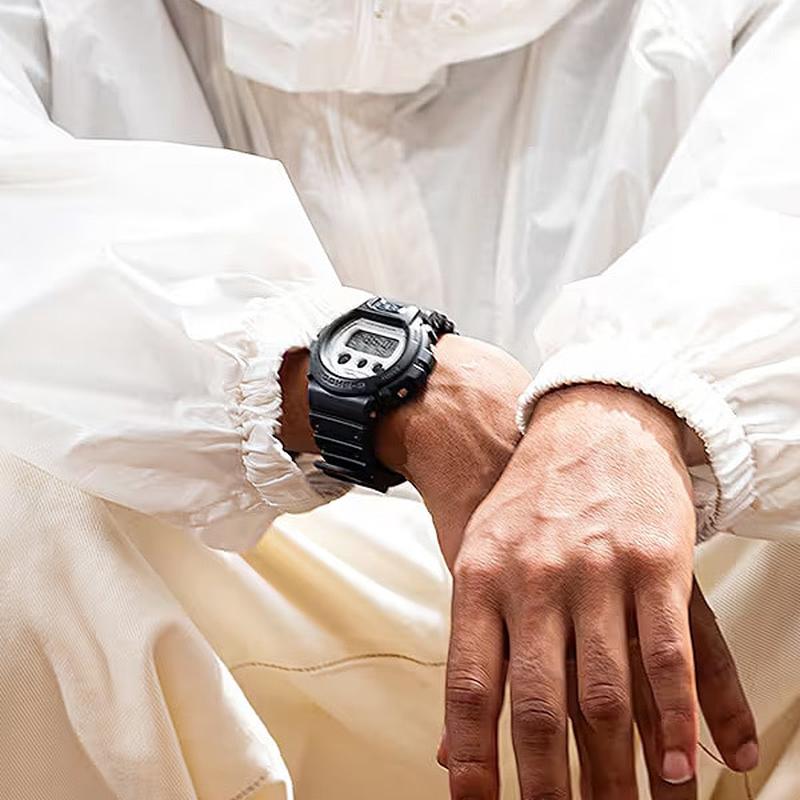 CASIO DW-6900WD-1JF Watch - Men's G-SHOCK Black and Brilliant White Series (Image 4)