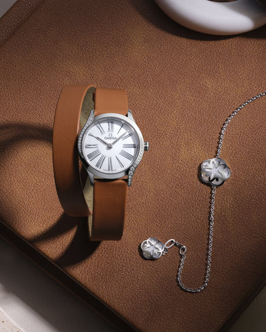 OMEGA 428.17.26.60.04.005 Elegant Women's Watch - Swiss Automatic Movement - 18K Gold Case - Sapphire Crystal