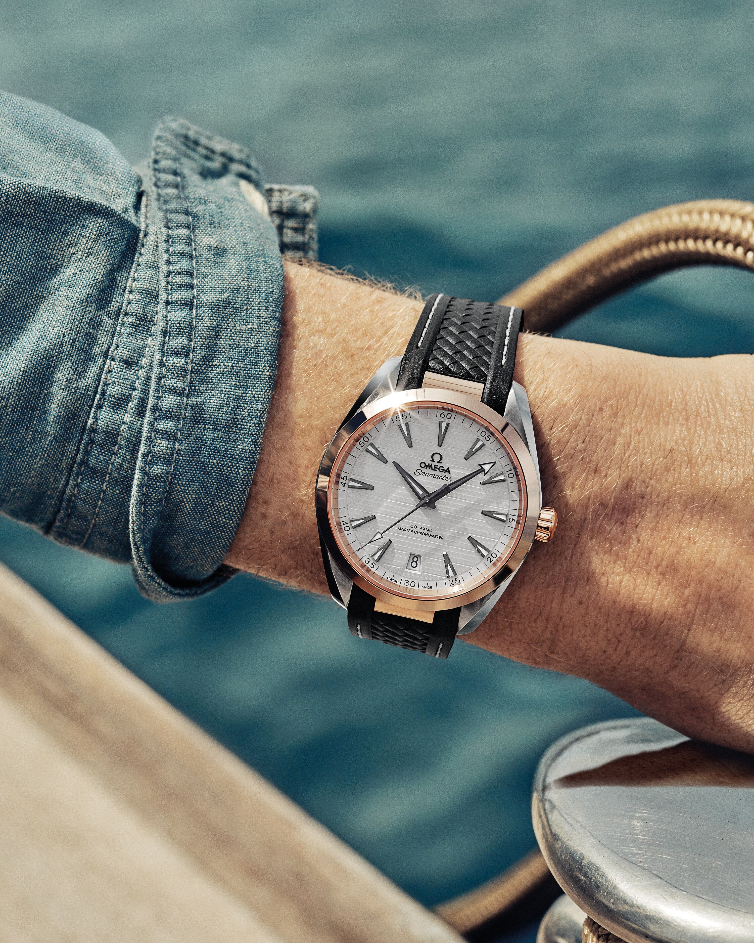 OMEGA 220.22.41.21.02.001 WATCH