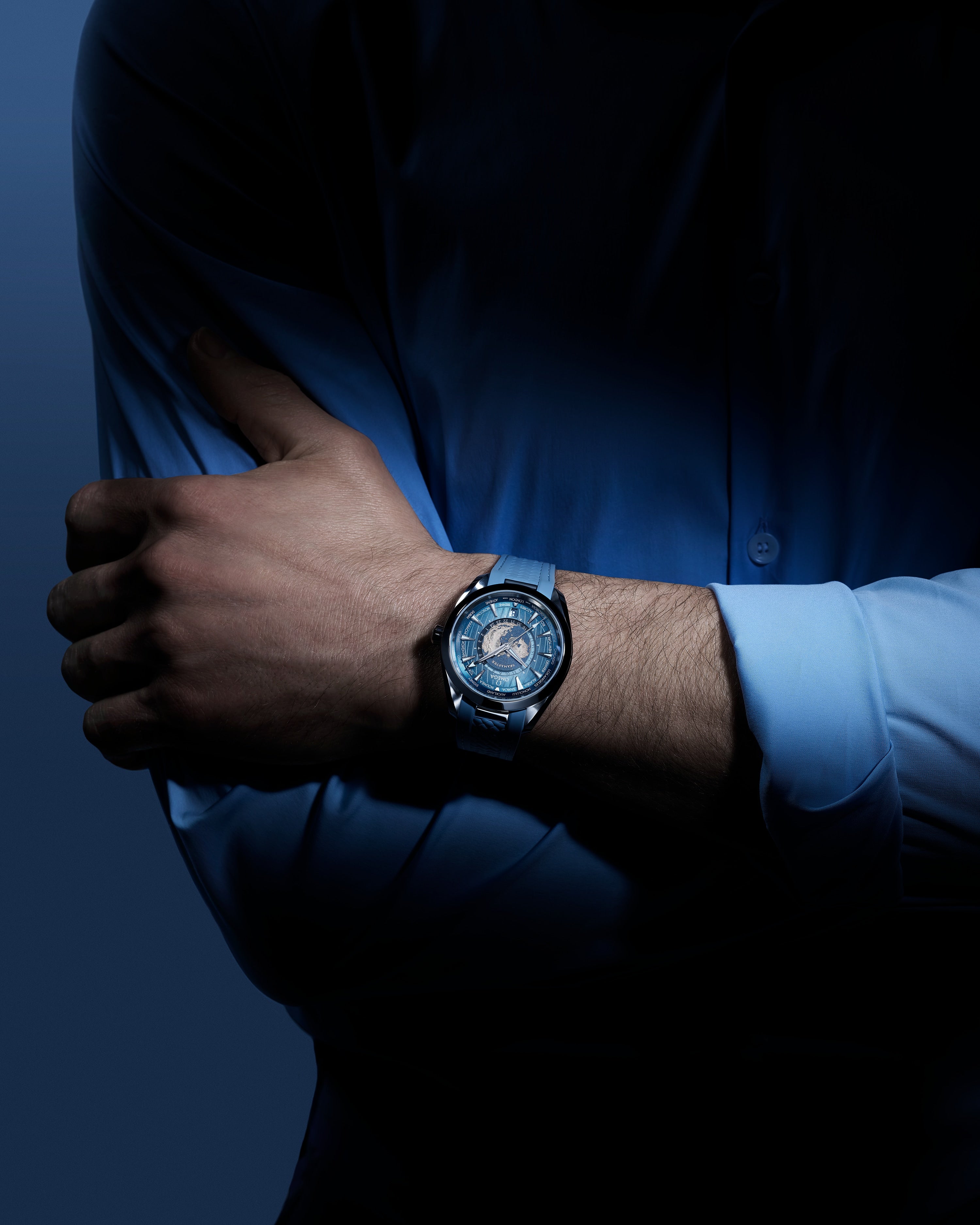 OMEGA 220.12.43.22.03.002 WATCH