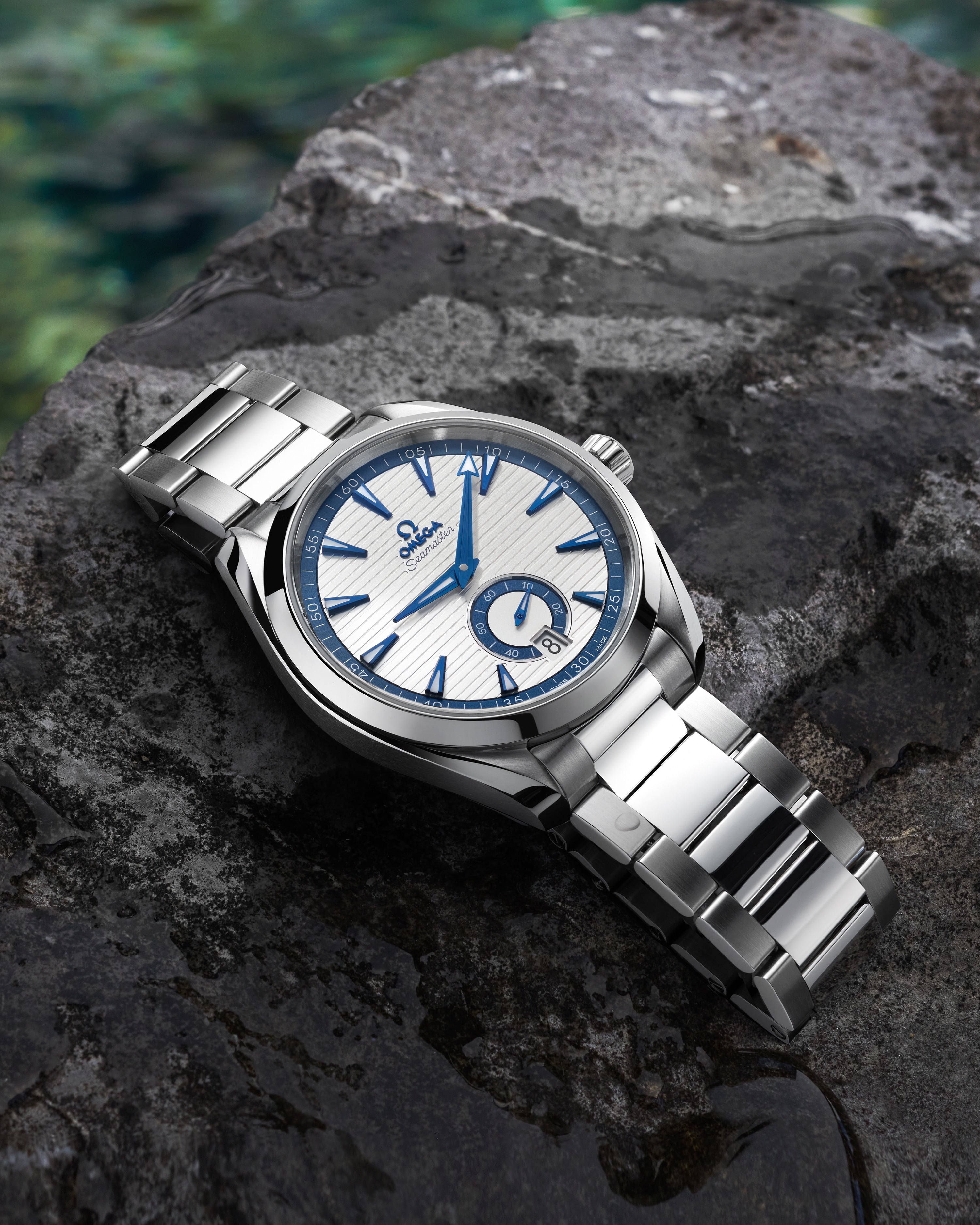 OMEGA 220.10.41.21.02.004 WATCH