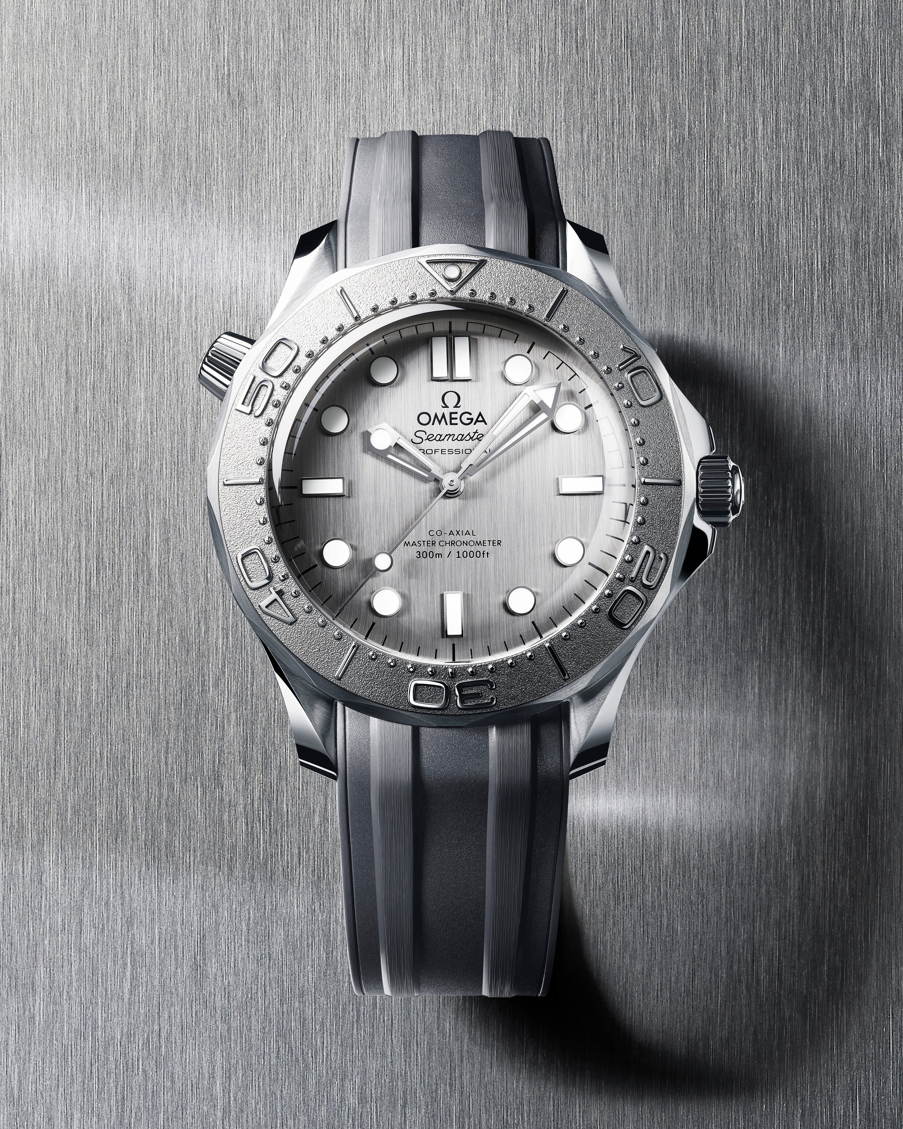 OMEGA 210.32.42.20.06.002 OMEGA