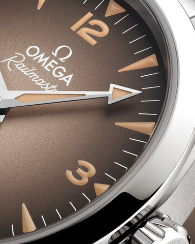OMEGA 235.10.38.20.13.001 Elegant Design Automatic Movement Stainless Steel Case Water Resistant