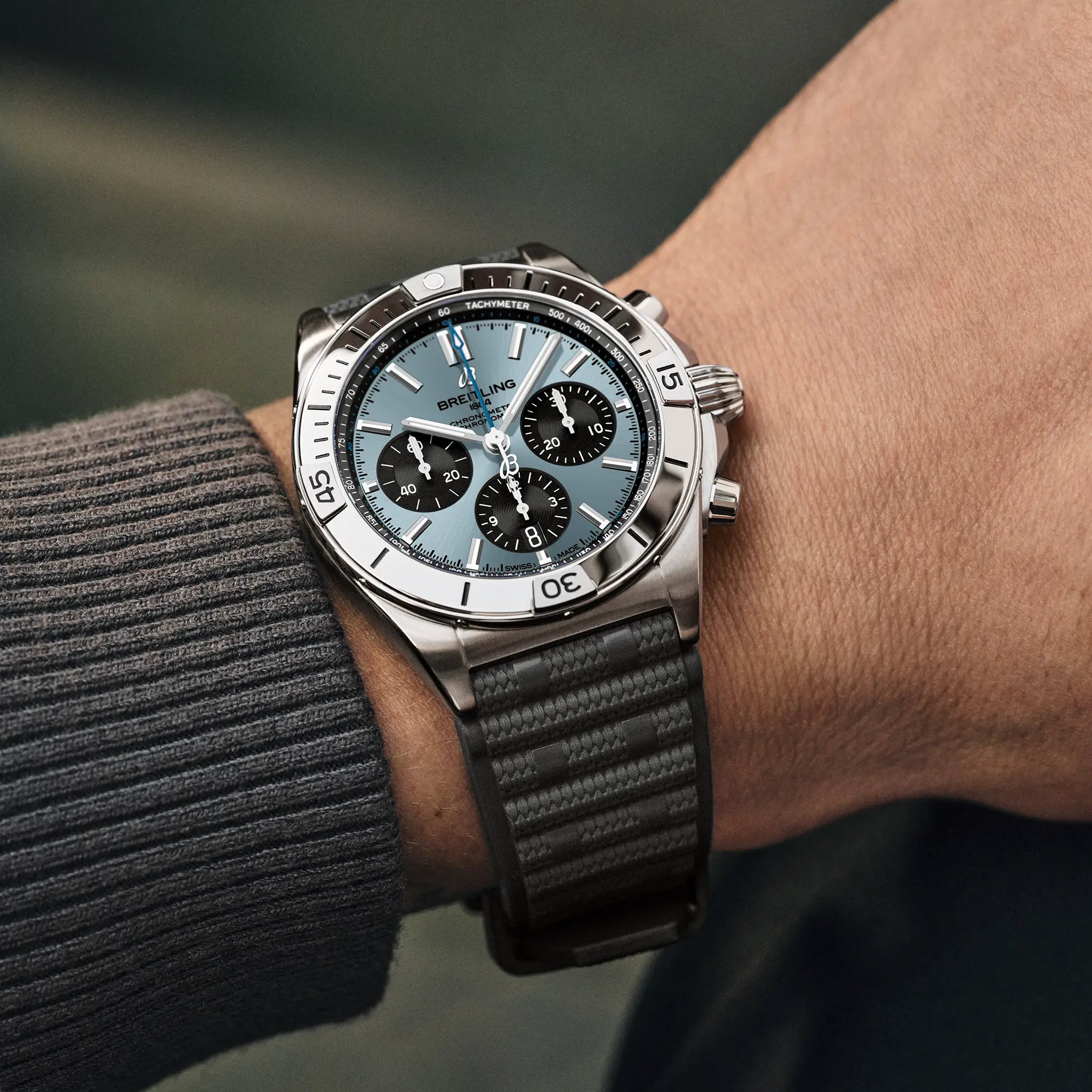 Breitling PB0134101C1S2 Watch - B01 42 Watch Japan Official (Image 5)